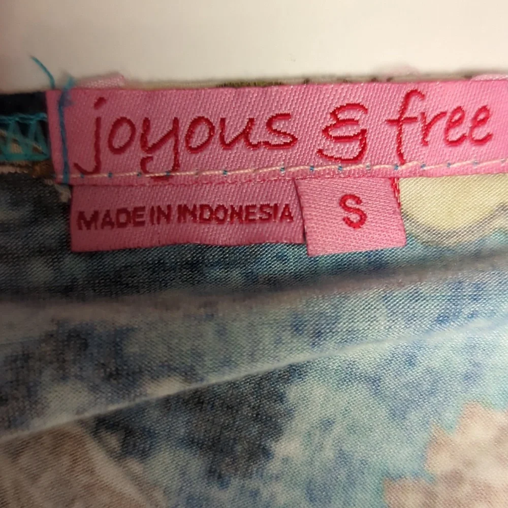 Joyous & Free - Picture 7 of 7